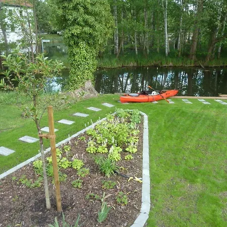 'an Der Schlossinsel' Mit Wasserzugang *